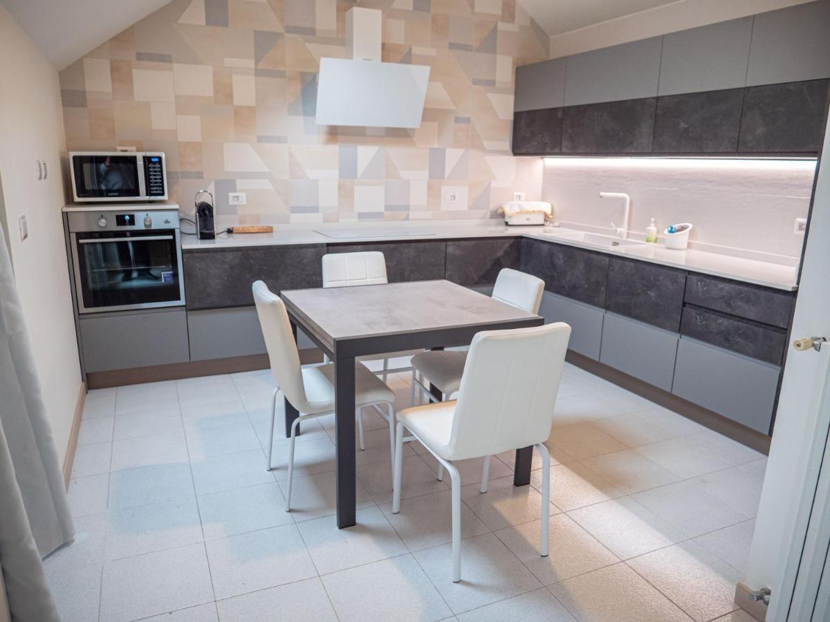 Comfy Penthouse Apartment Milan Bagian luar foto